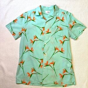 Sonoma EUC Small button down shirt tropical print, pocket front, Crisp Cotton